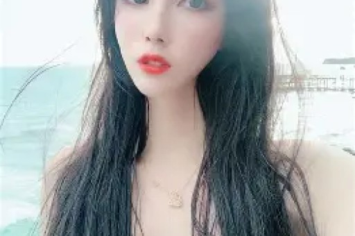 一张会议照片，让无数球迷和吃瓜群众瞬间化身列文虎克